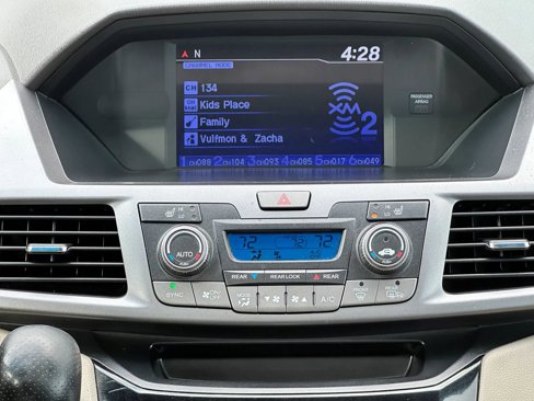 Used 2011 Honda Odyssey EX-L image 21