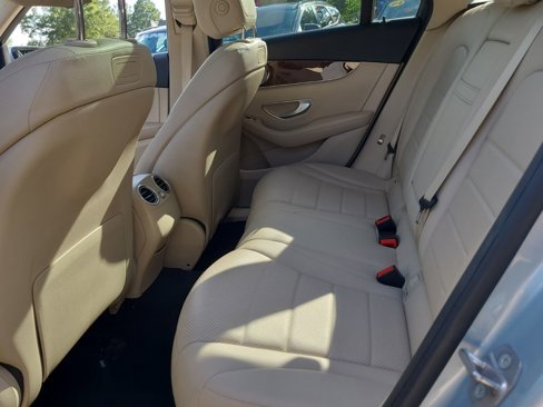 Used 2018 Mercedes-Benz GLC 300 image 12