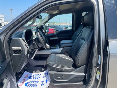 Used 2016 Ford F150 Lariat image 16