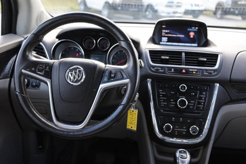 Used 2015 Buick Encore FWD image 23