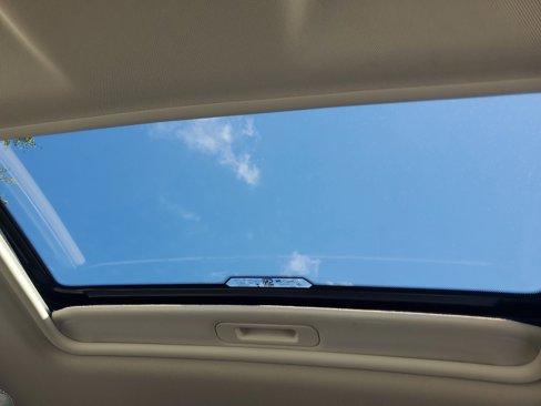 Certified 2021 Ford EcoSport SE image 29