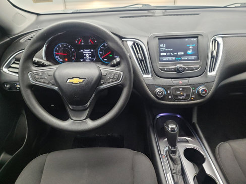 Used 2018 Chevrolet Malibu LT image 22