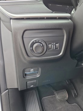 New 2025 Jeep Grand Cherokee L Laredo w/ Luxury Tech Group I image 24