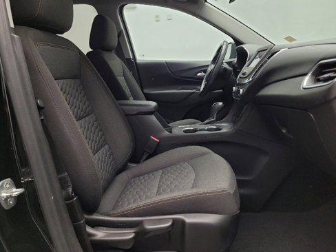 Used 2020 Chevrolet Equinox LT w/ Driver Convenience Package image 21