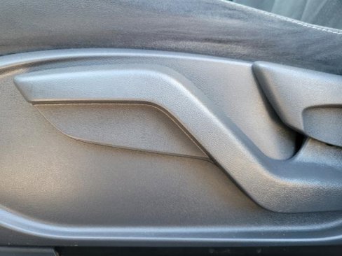 Used 2018 Nissan Murano S image 16