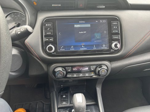 Used 2023 Nissan Kicks SR image 18