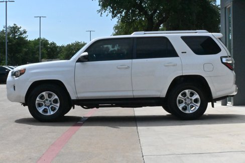 Used 2017 Toyota 4Runner SR5 image 6