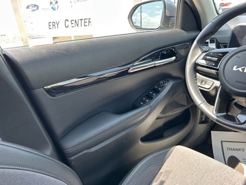 Used 2024 Kia Seltos S image 28