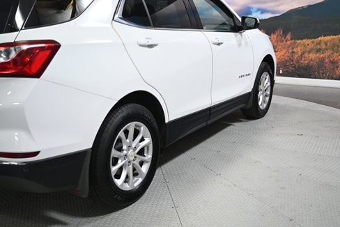 Used 2019 Chevrolet Equinox LT image 8