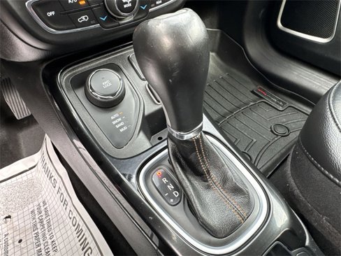 Used 2019 Jeep Compass Limited image 16
