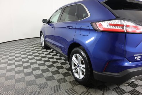 Used 2020 Ford Edge SEL w/ Cold Weather Package image 18