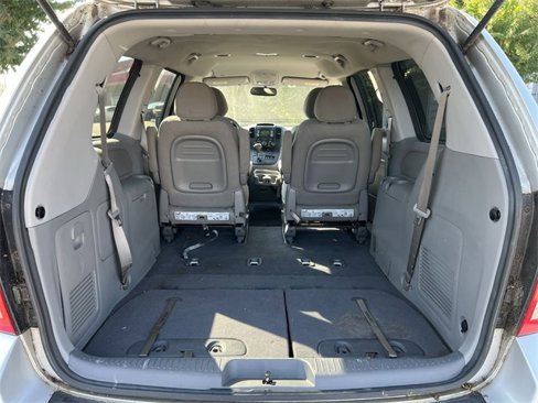 Used 2012 Kia Sedona LX w/ PWR Pkg image 21