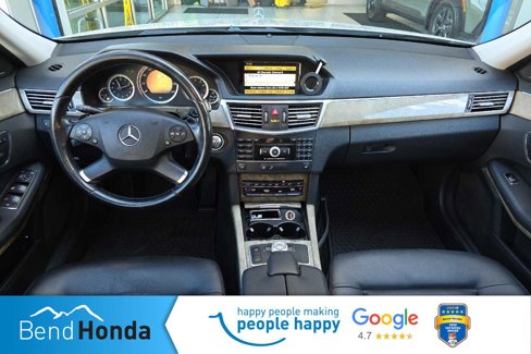 Used 2011 Mercedes-Benz E 350 4MATIC Sedan image 3