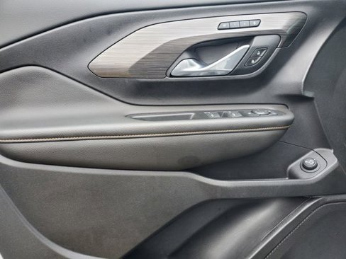 Certified 2020 GMC Terrain SLT w/ Preferred Package image 16