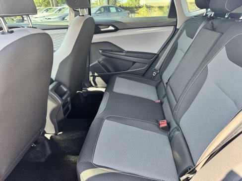 Certified 2024 Volkswagen Taos S image 7