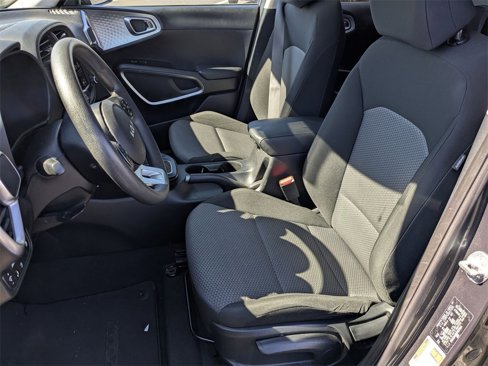 Used 2022 Kia Soul LX w/ Technology Package image 14
