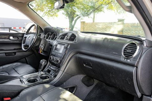 Used 2017 Buick Enclave Leather image 24