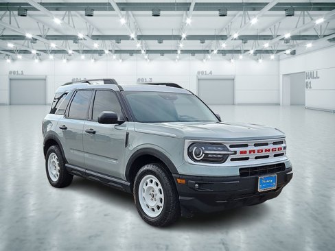 Used 2024 Ford Bronco Sport Heritage w/ Heritage Convenience Package image 4