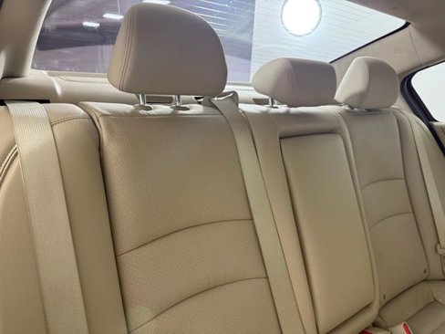Used 2017 Honda Accord EX-L image 35