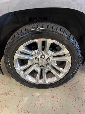 Used 2019 GMC Yukon SLT w/ Premium Edition image 16