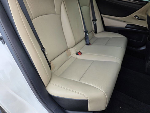 Used 2021 Lexus ES 350 w/ Premium Package image 33