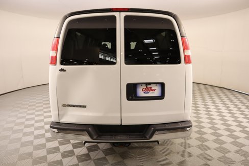 Used 2017 Chevrolet Express 3500 LT w/ LT Preferred Equipment Group image 17