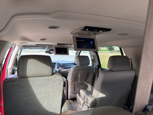 Used 2015 Chevrolet Suburban LTZ image 21