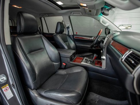 Used 2013 Lexus GX 460 image 21