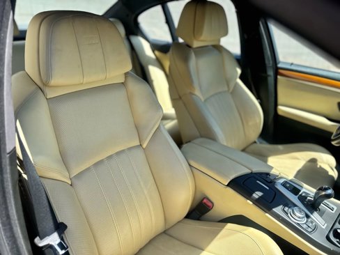 Used 2013 BMW M5 image 24
