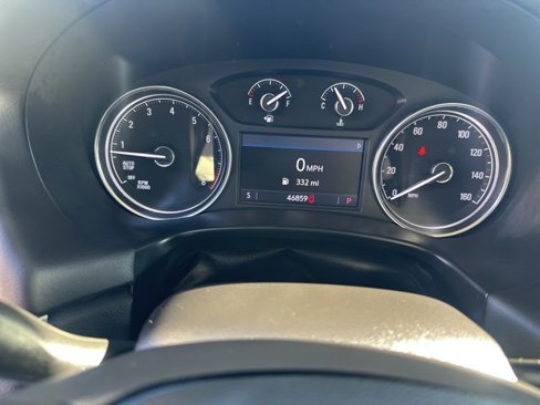 Used 2023 Buick Enclave Essence image 22