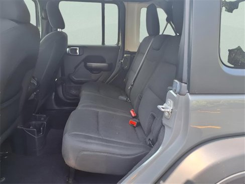 Used 2019 Jeep Wrangler Unlimited Sport S image 9
