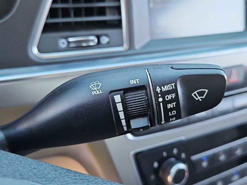Used 2017 Hyundai Sonata Sport image 25