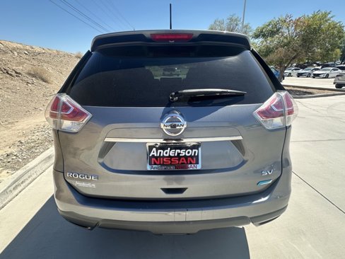 Used 2014 Nissan Rogue SV image 7