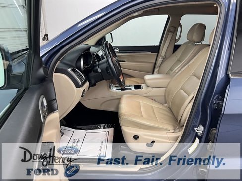 Used 2019 Jeep Grand Cherokee Limited image 36