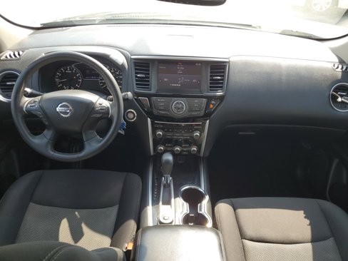 Used 2020 Nissan Pathfinder SV image 20