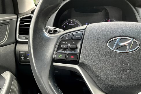 Used 2017 Hyundai Tucson Sport image 10