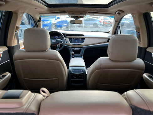 Used 2017 Cadillac XT5 Platinum w/ Driver Assist Package image 63