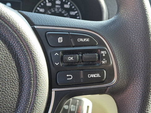 Used 2016 Kia Optima LX image 22