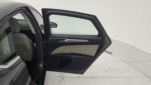 Used 2018 Ford Fusion S image 30