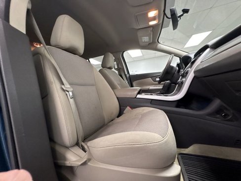 Used 2011 Ford Edge SEL image 10