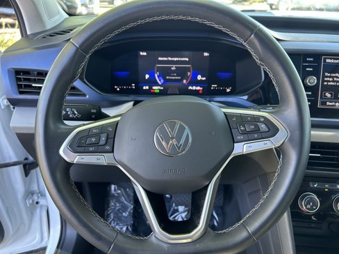 Used 2023 Volkswagen Taos SE image 12