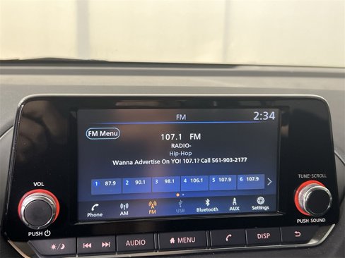 Used 2023 Nissan Sentra S image 12
