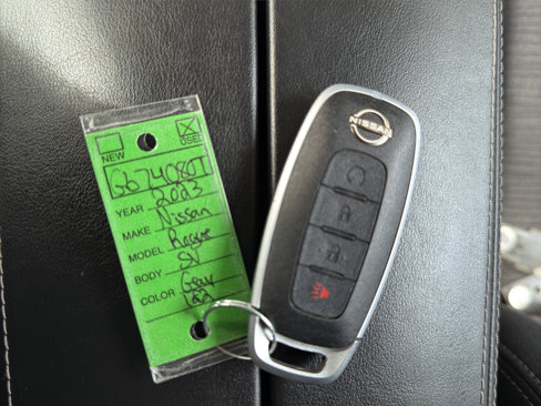 Used 2023 Nissan Rogue SV image 36