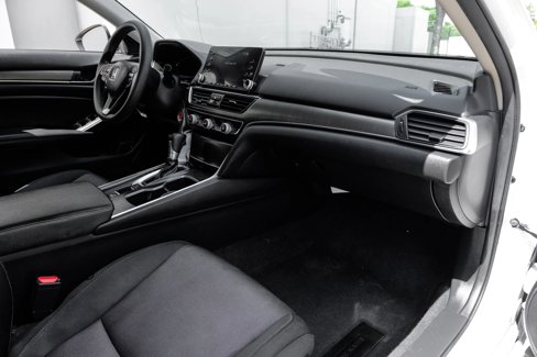 Used 2019 Honda Accord LX image 10