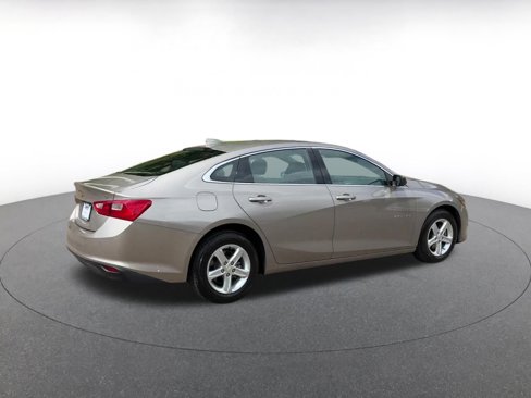 Used 2023 Chevrolet Malibu LT w/ Driver Confidence Package image 17