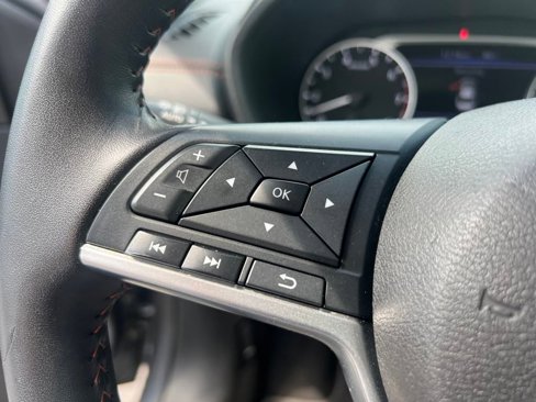 Used 2021 Nissan Sentra SR image 8