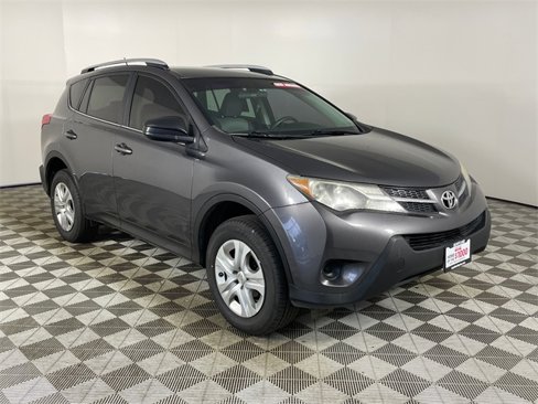Used 2014 Toyota RAV4 LE image 17