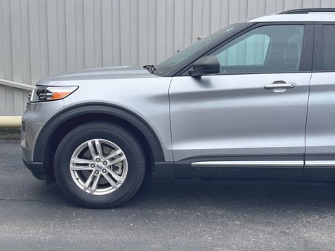 Certified 2022 Ford Explorer XLT w/ Class IV Trailer Tow Package image 14