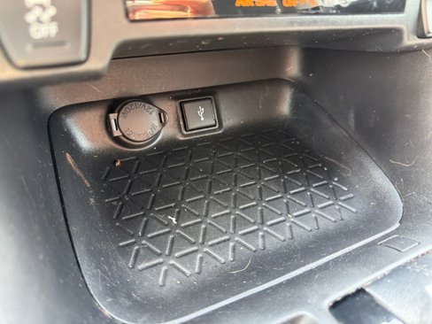 Certified 2022 Toyota RAV4 LE image 33