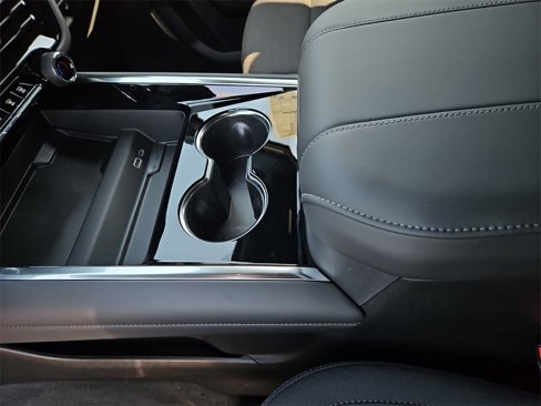 New 2025 Chevrolet Tahoe LS image 23